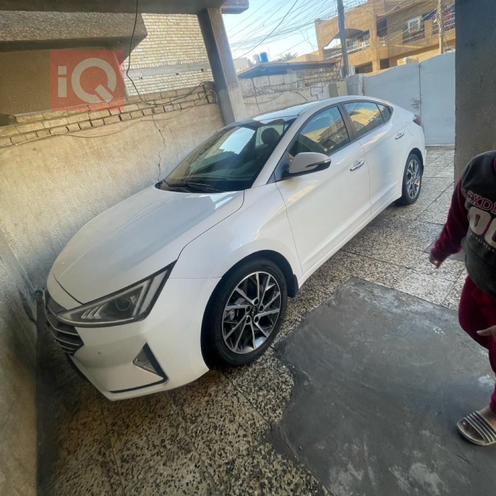 هيونداي النترا